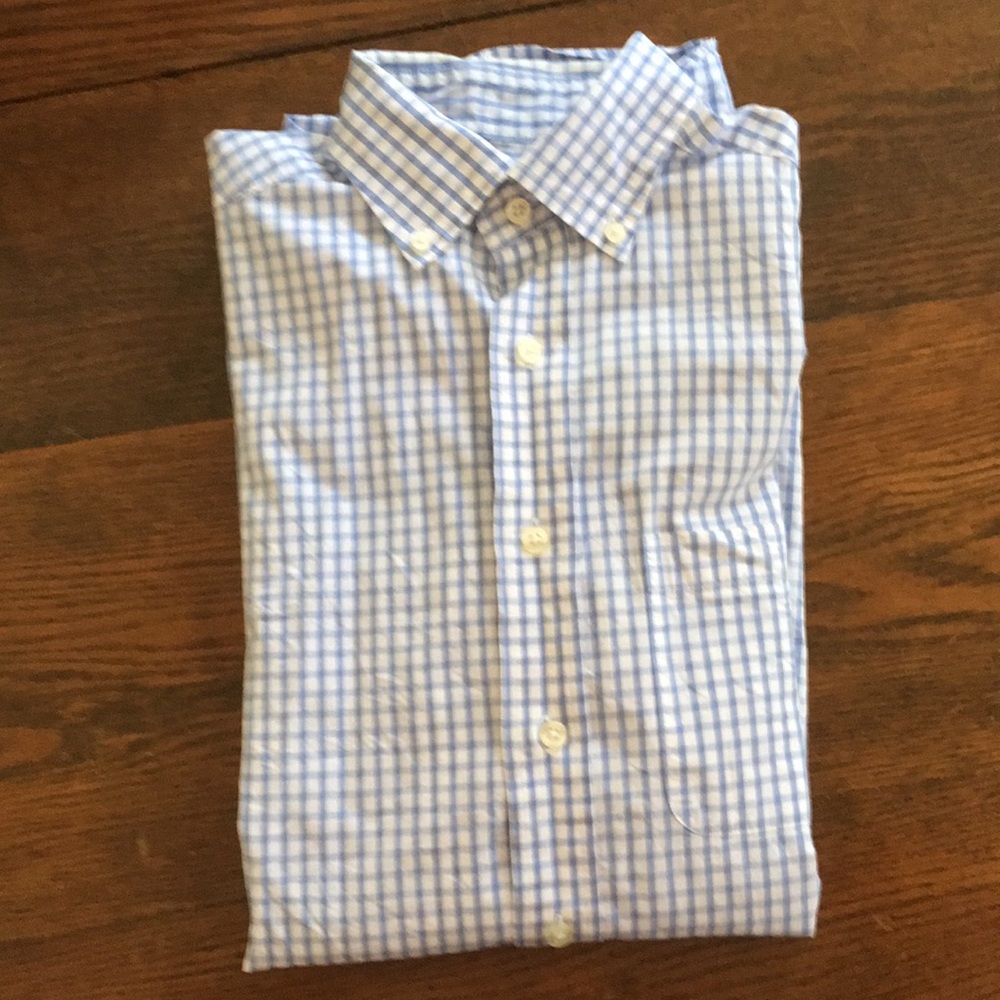 Vineyard Vine men's small long sleeve blue plaid